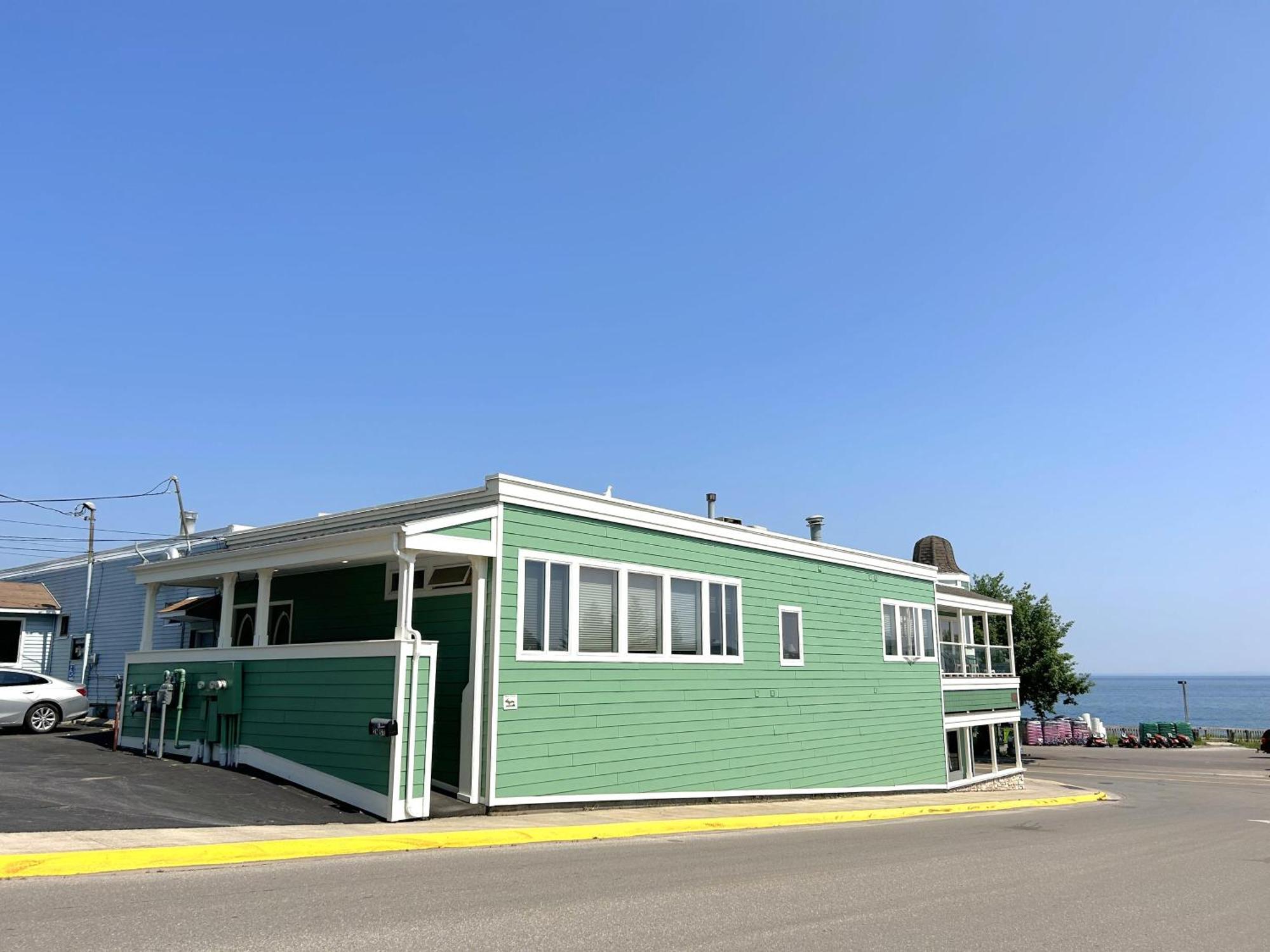 Pier Harbor #2 Apartment Saint Ignace Exterior photo