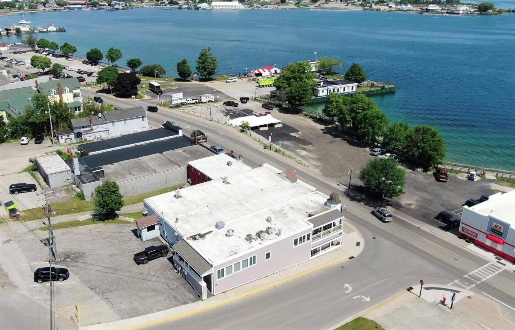 Pier Harbor #2 Apartment Saint Ignace Exterior photo