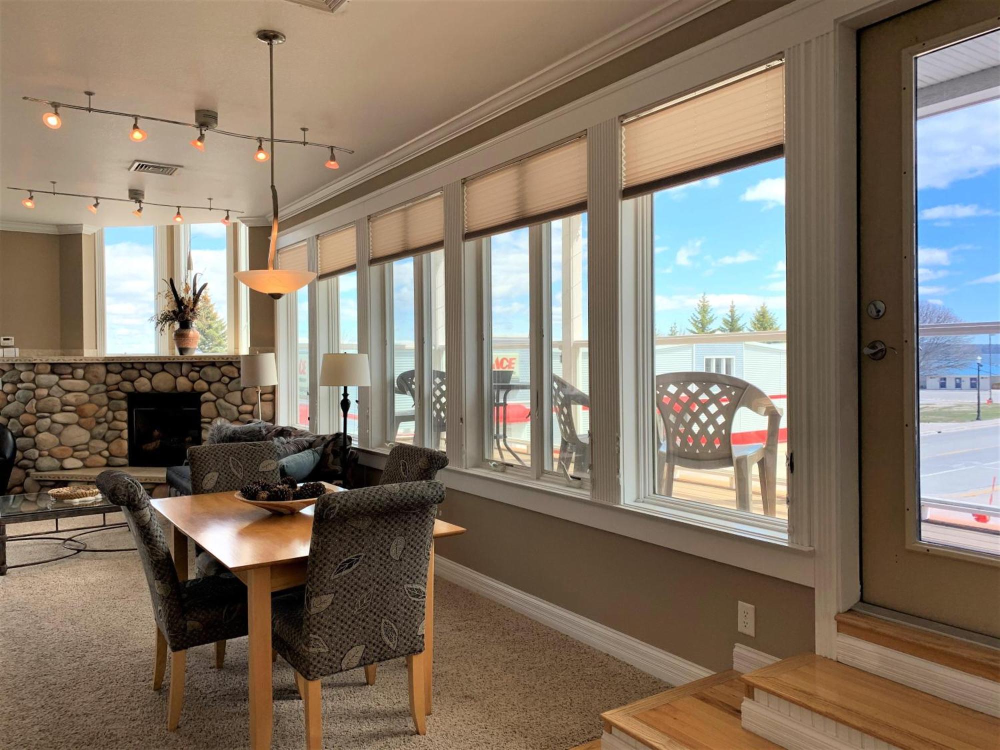 Pier Harbor #2 Apartment Saint Ignace Exterior photo